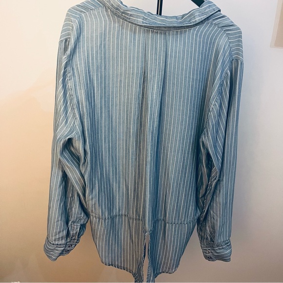 Velvet Heart Women’s Striped Button-Up Shirt - Picture 3 of 6